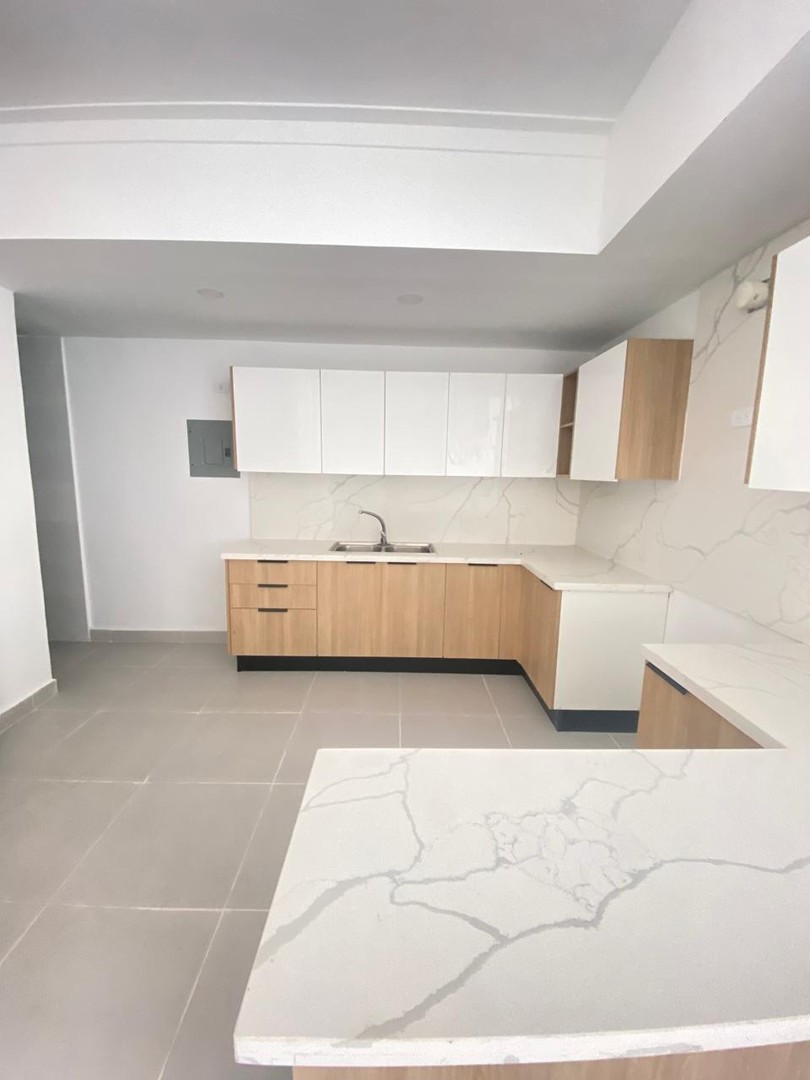 apartamentos - Apartamento Nuevo en Venta
•ZONA UNIVERSITARIA
               USD260,000

