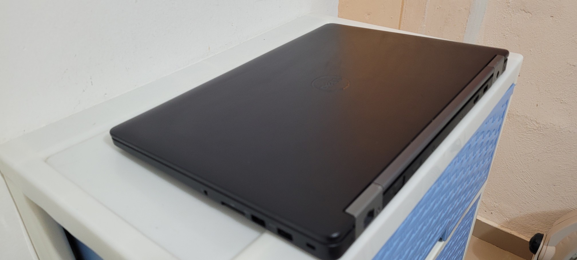 computadoras y laptops - Laptop Dell Slim 14 Pulg Core i7 6ta Ram 8gb ddr4 Disco 256gb SSD Full 1080p 2