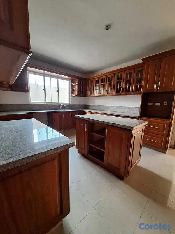 casas - CASA MODERNA EN LAS PRADERAS – 2 NIVELES | 300 m²  2