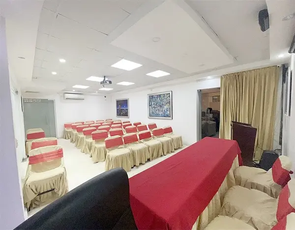 oficinas y locales comerciales - Edificio comercial 3 niveles 7