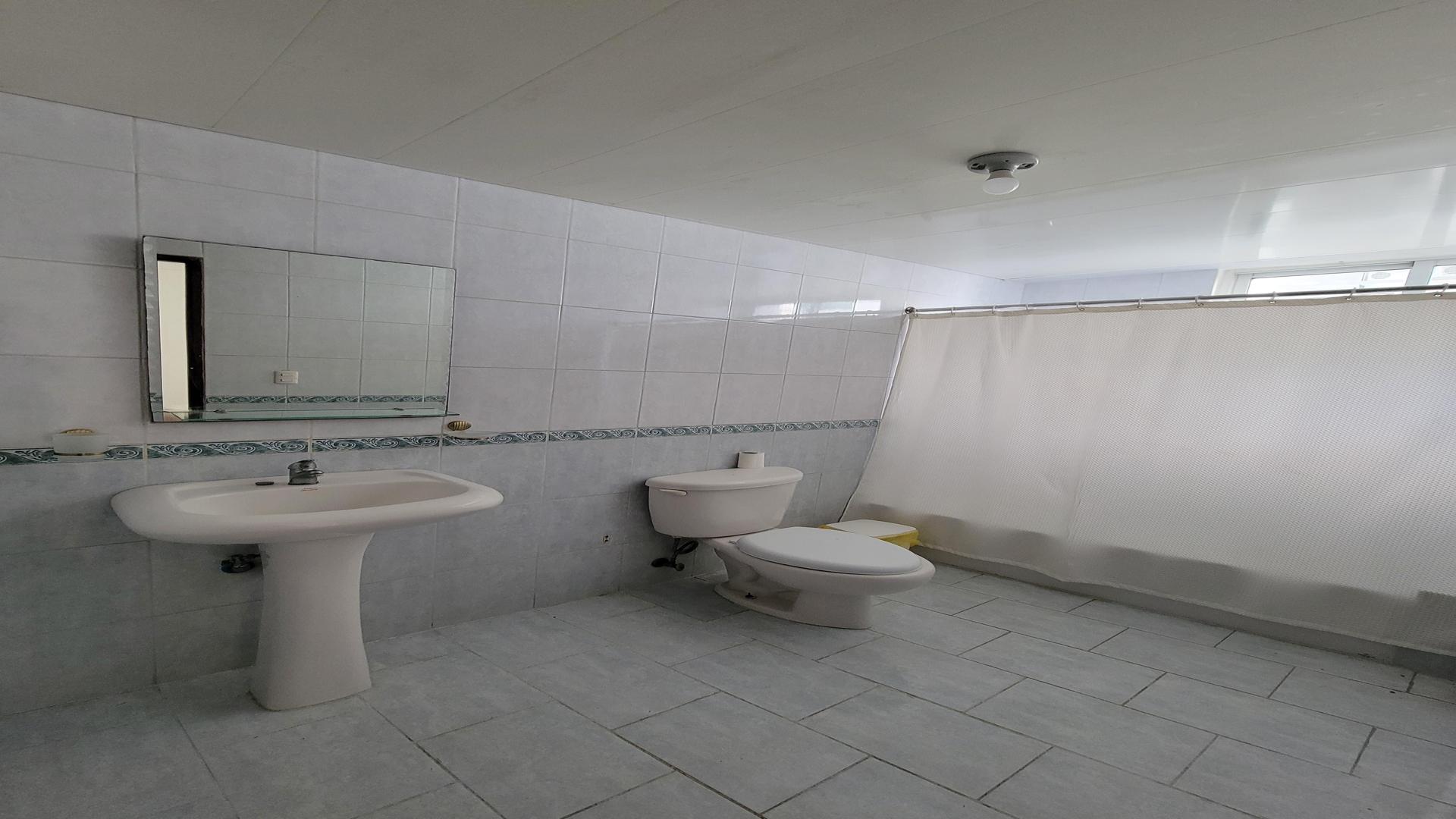 apartamentos - Alquiler apartamento 2 habitaciones amueblado en Naco 8