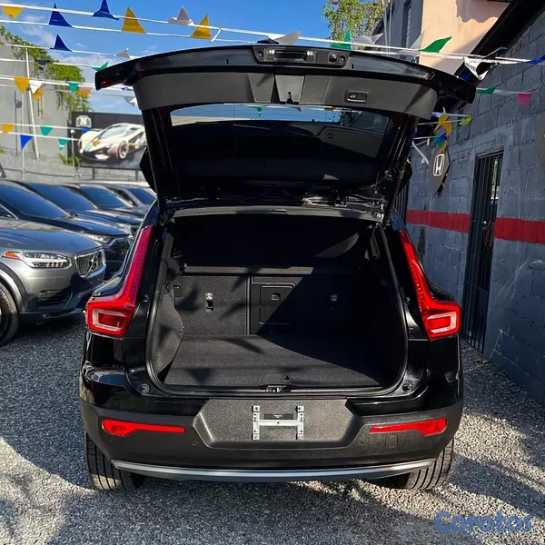 jeepetas y camionetas - VOLVO XC40 T4 MOMENTUM 2021 5