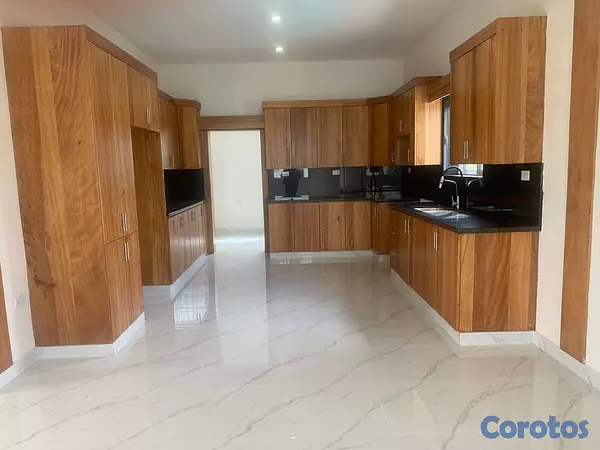 casas vacacionales y villas - 🏡 Casa con Piscina  – En Residencial Privado 5