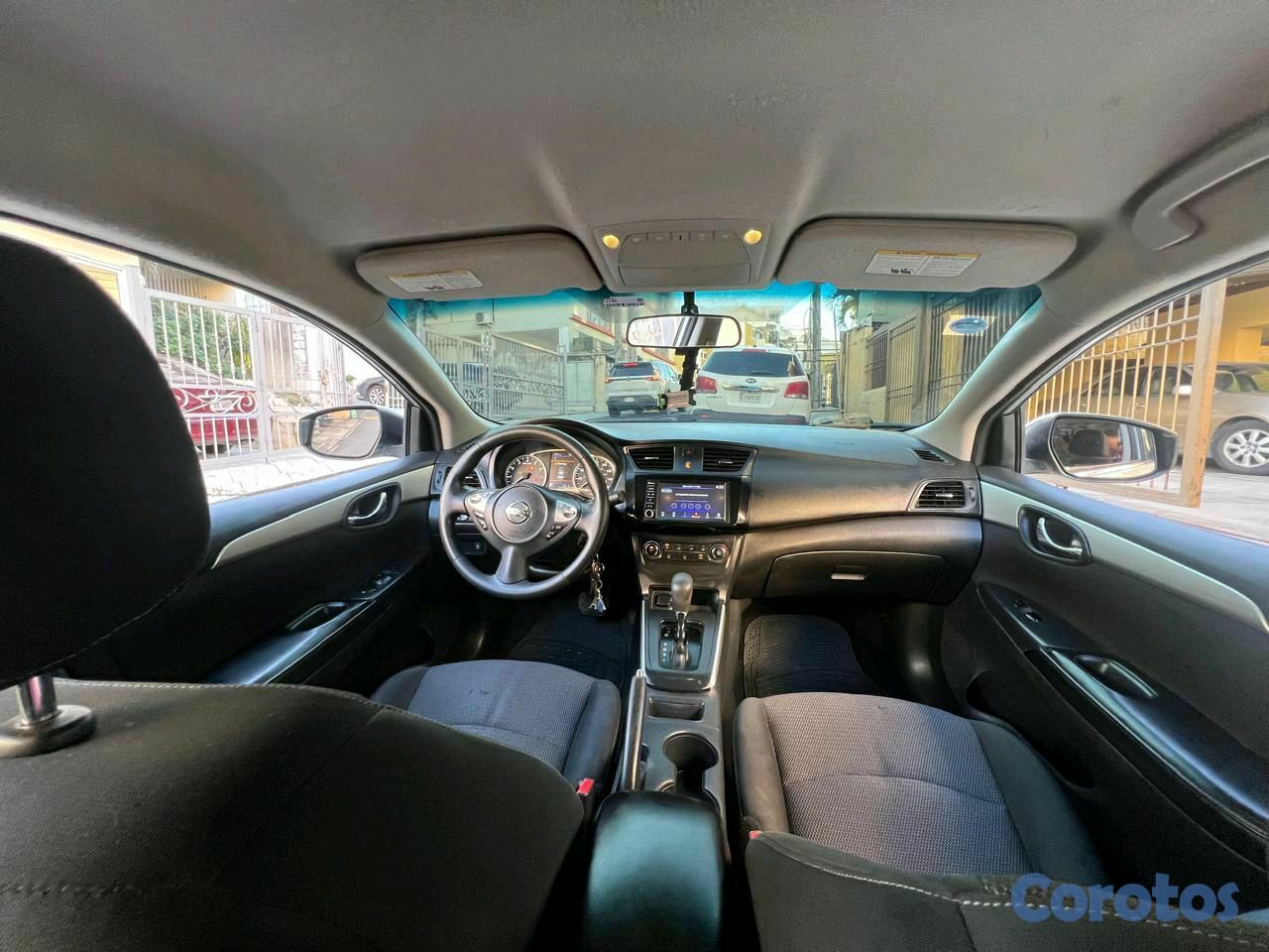 carros - Nissan Sentra SV 2019 8