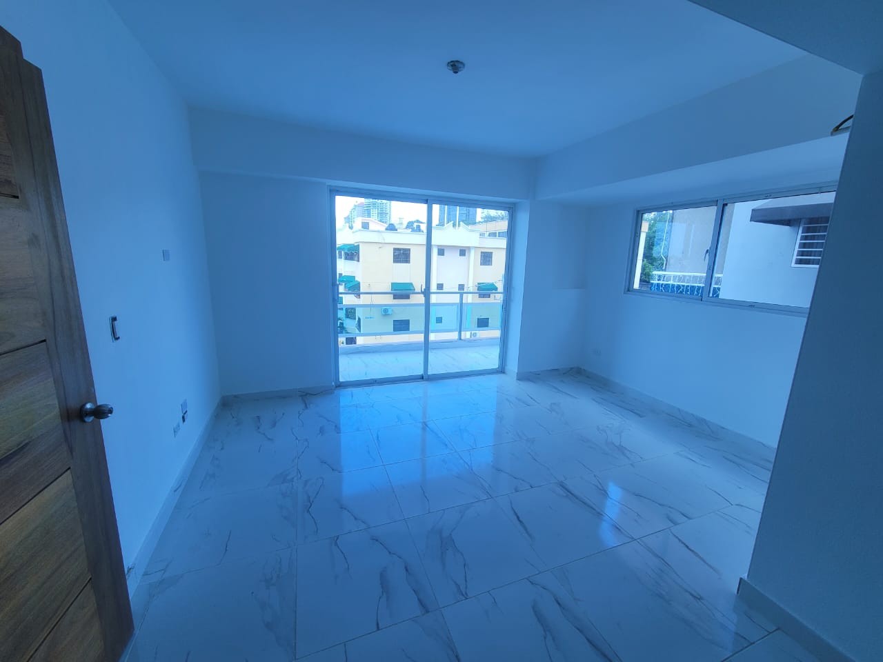 apartamentos - Se vende apartamento En Av. Independencia Nuevo 2