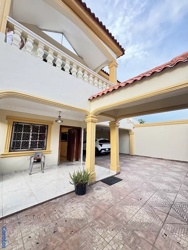casas - venta de Mansión próximo a la avenida España con 1000mts y piscina súper grande  2