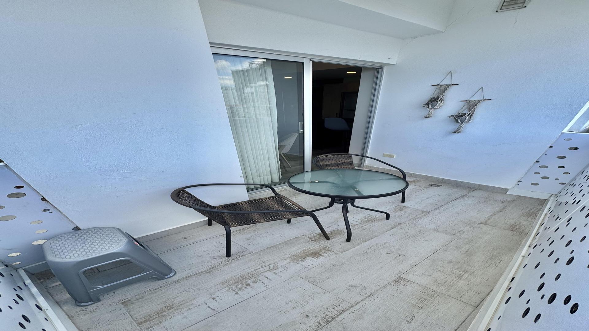 apartamentos - Apartamento Amueblado en Piantini 6