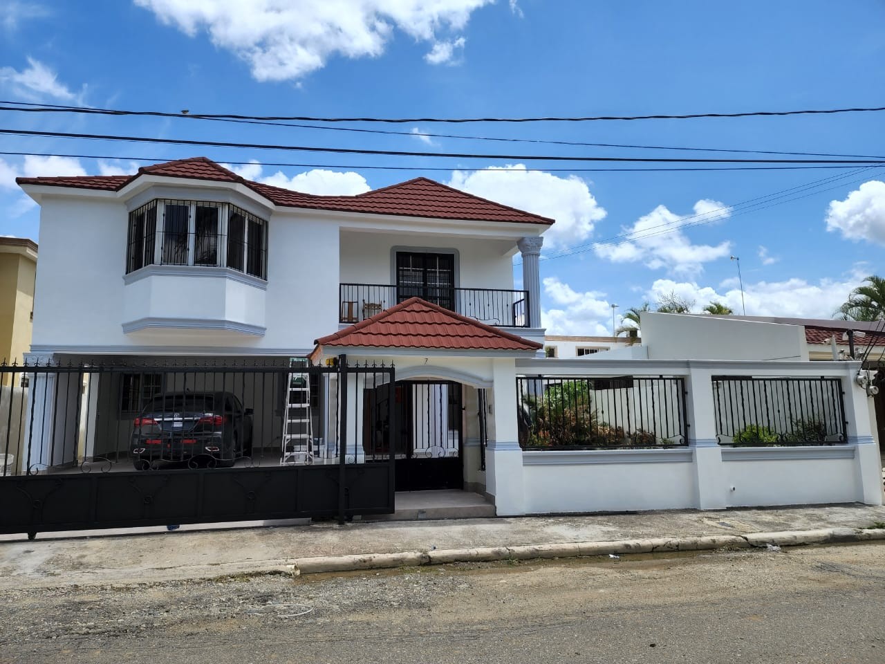 casas - Se Vende Residencia de 2 Niveles en Villa Maria  0