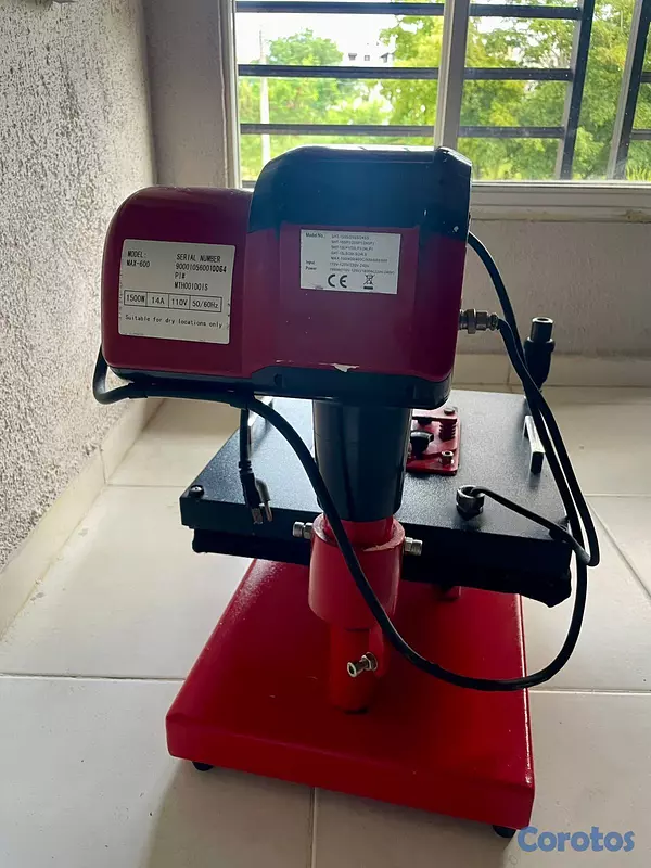 impresoras y scanners - Prensa Térmica MAX-600 6 en 1 Semi Nueva con Todos 4