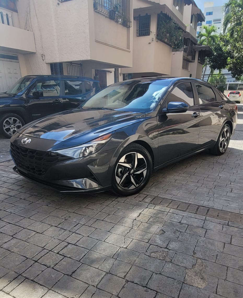 carros - Hyundai elantra 2021 impecable 