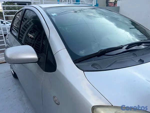 carros - Toyota Vitz 2007 4 Cilindros 3