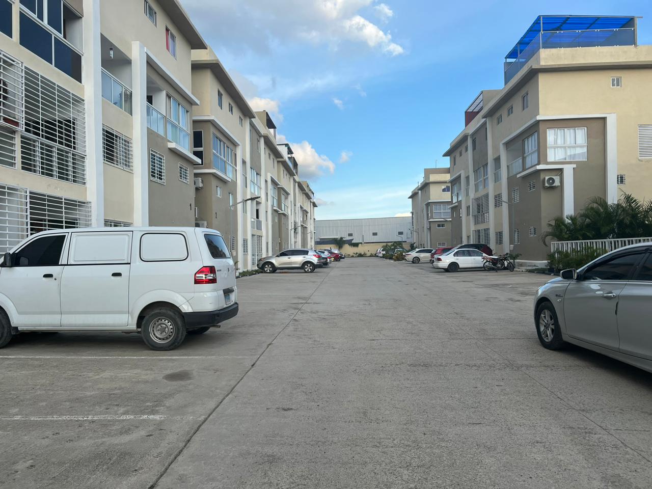apartamentos - APARTAMENTO EN VENTA EN LOS REYES, SANTIAGO. 2