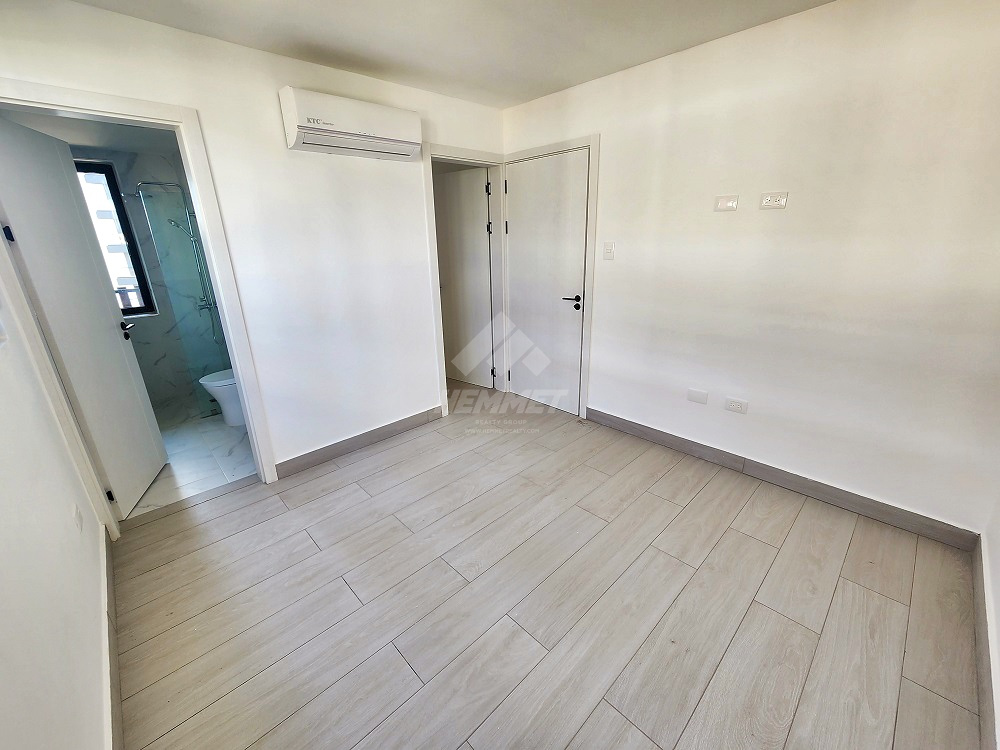 apartamentos - NUEVA TORRE PISCINA Y GYM LA ESMERALDA STGO.  8