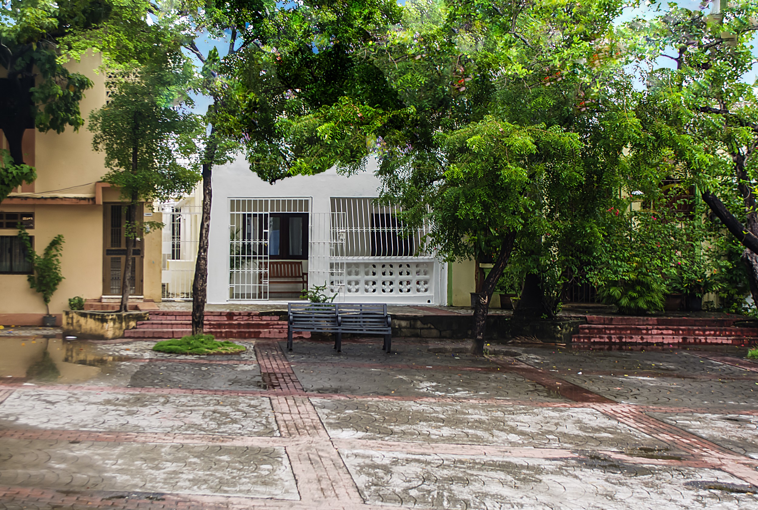 casas - House Zona Colonial 3 Bedroom Renovated / Furnished