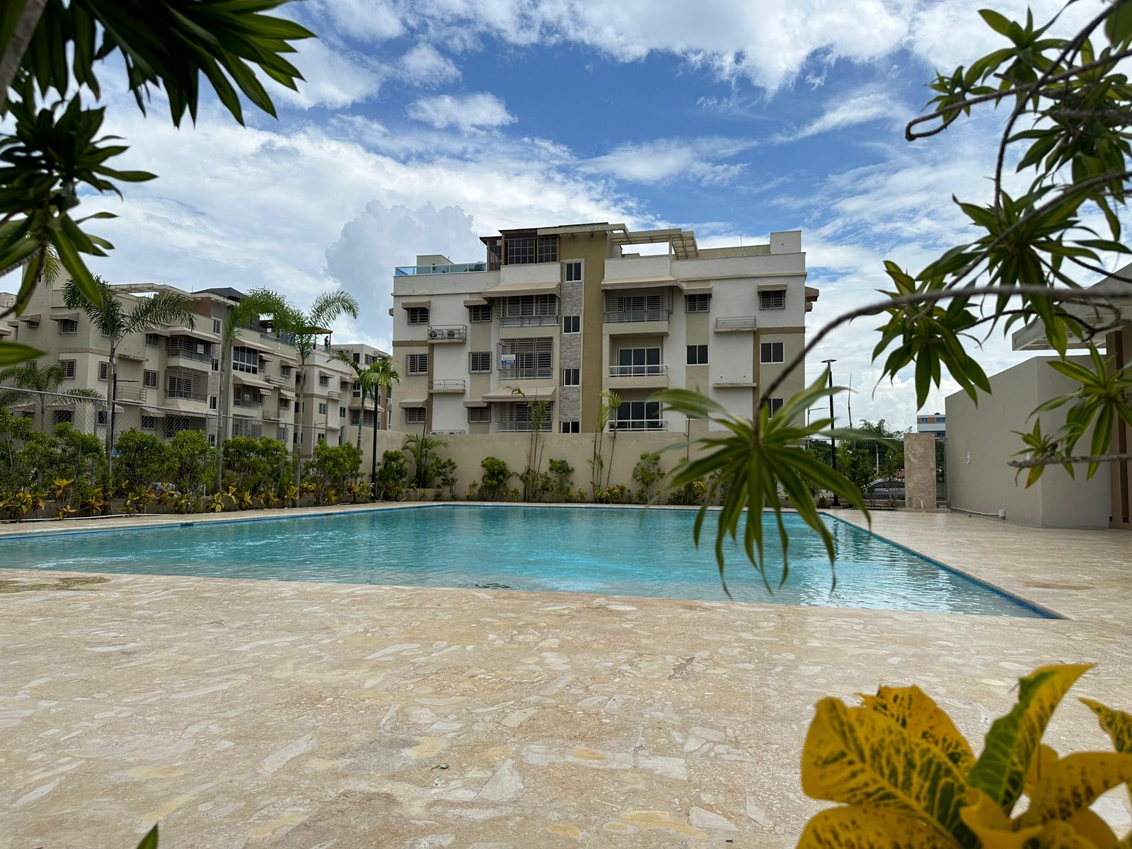 apartamentos - Proyecto cerrado Auto. San Isidro 