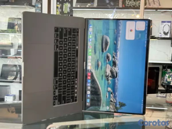 computadoras y laptops - MacBook Pro A2141 i9 32GB ram 512GB SSD 3