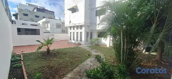 casas - Se Alquila Casa Uso Comercial Los Prados 7
