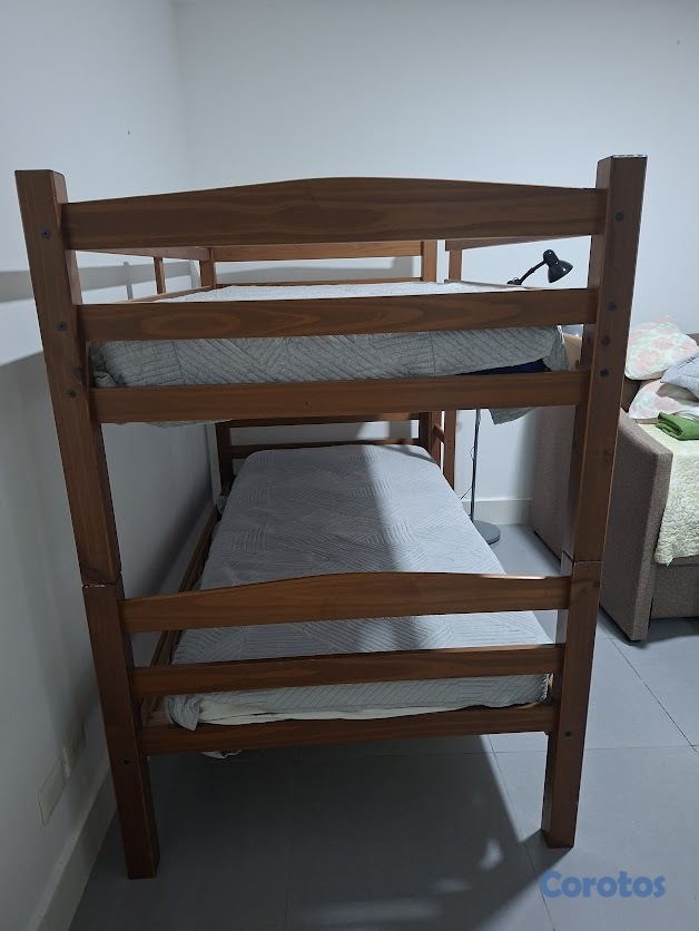 muebles y colchones - Vendo camarote en impecable estado de madera con s 2