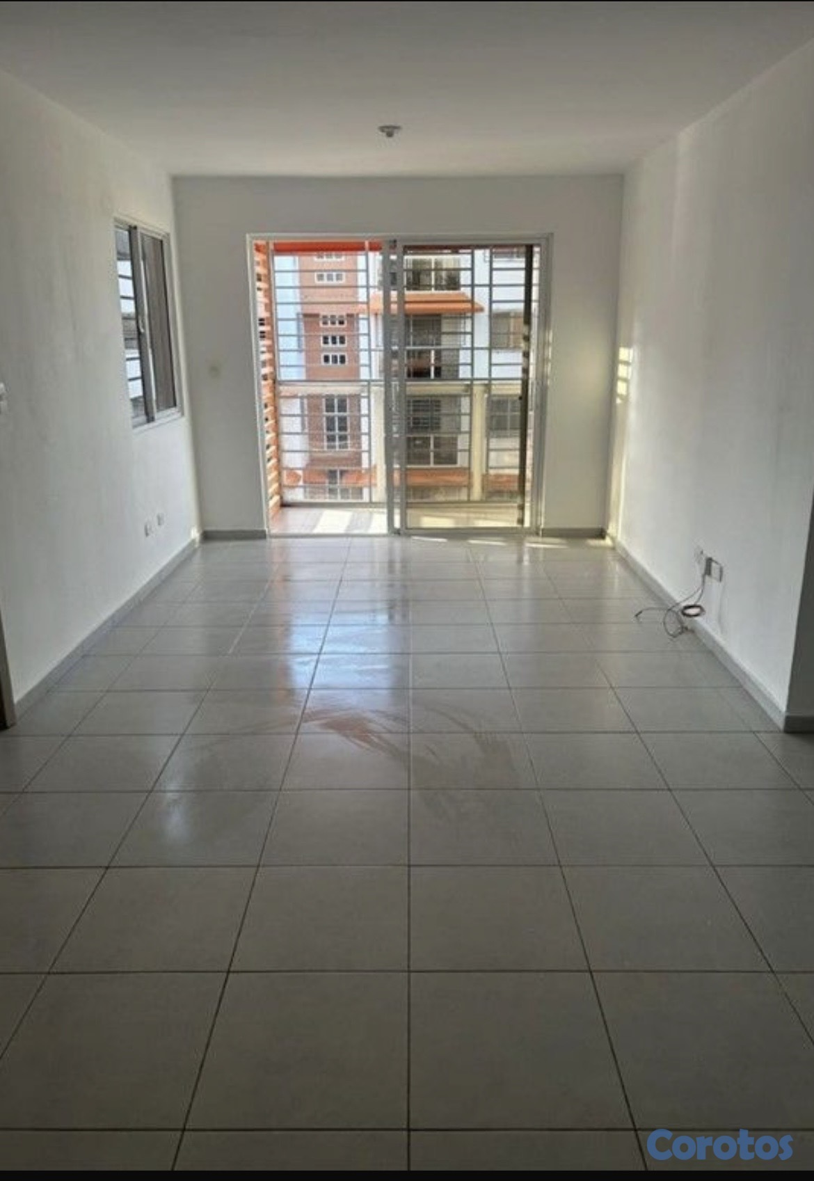 apartamentos - alquilo apartamento en la Av. Jacobo Majluta. 1