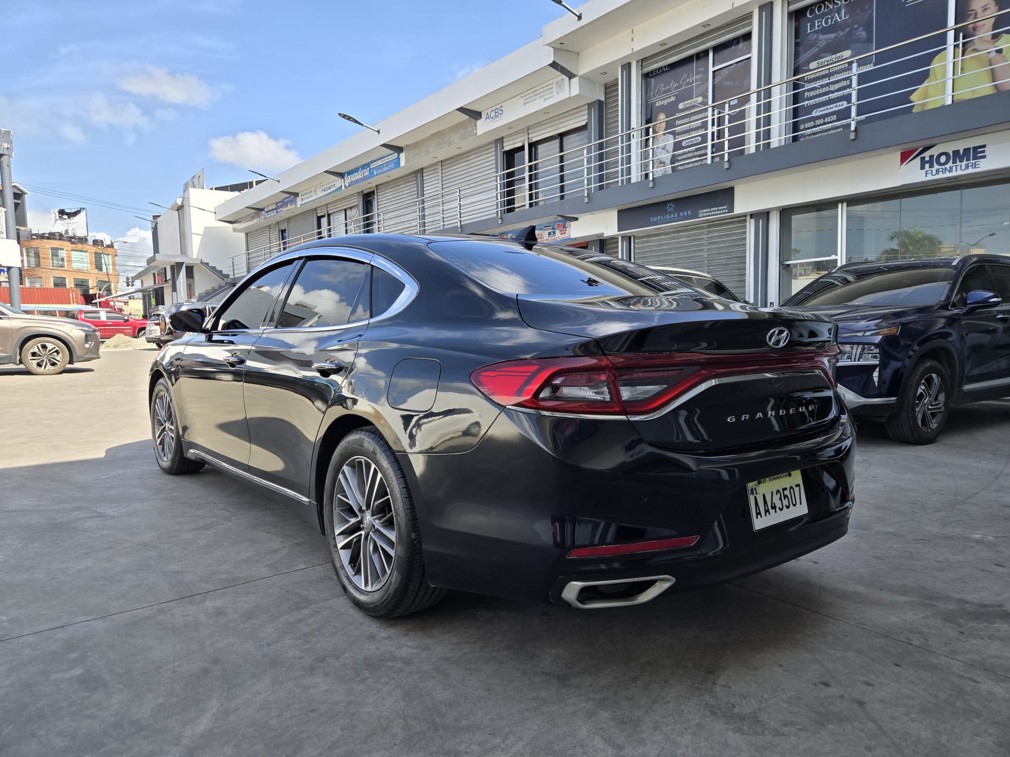 carros - HYUNDAI GRANDEUR 2018 NEGRO 2
