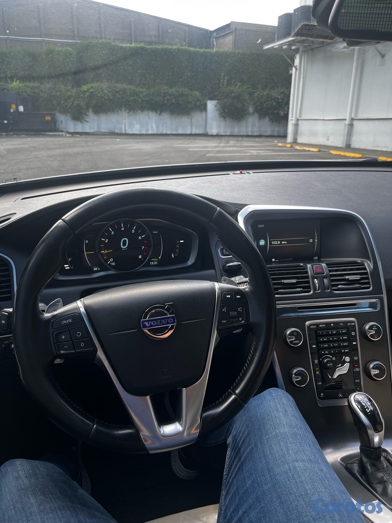 jeepetas y camionetas - VOLVO XC60 T5 2014 7