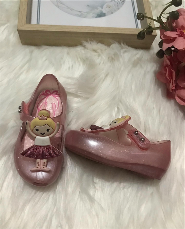 ropa y zapatos - Zapaticos