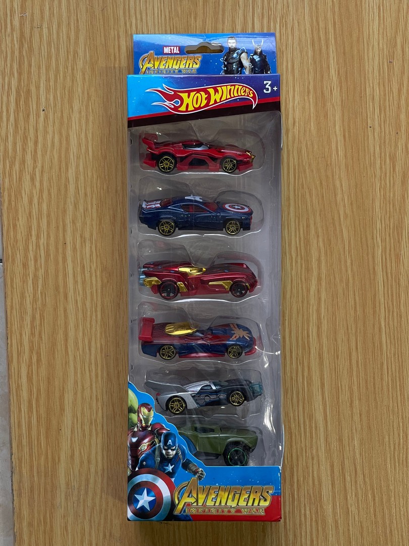 juguetes - Kit de carritos de 3 y 5 unidades tipo hotwheels version superheroes 0
