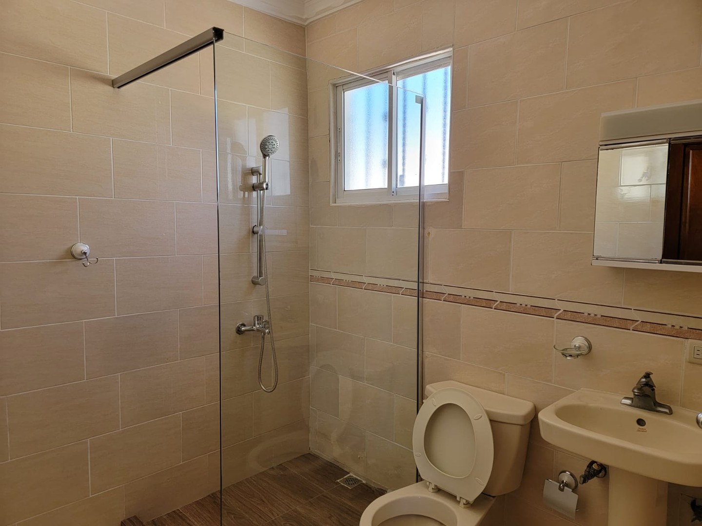 casas - Se Vende Residencia de 2 Niveles en Villa Maria  1