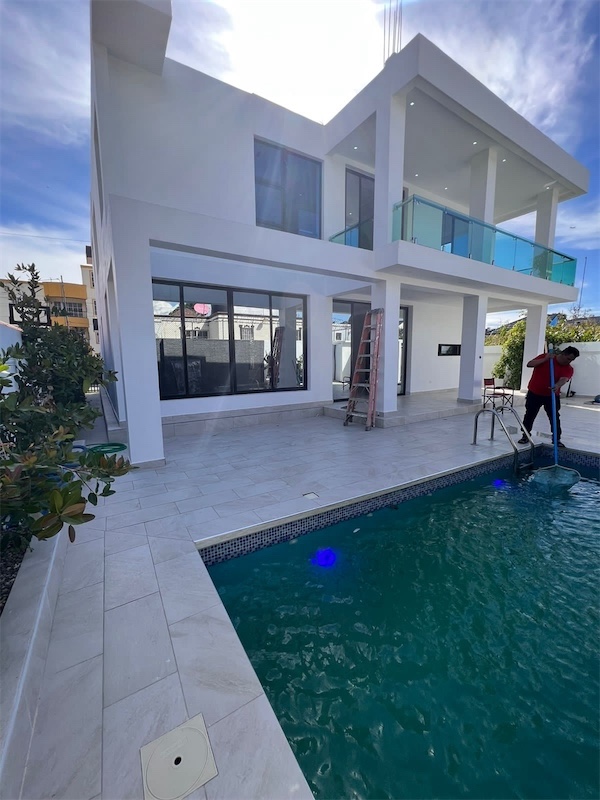 casas - Casa con Piscina en venta en Proyecto Cerrado Barranquita. 7