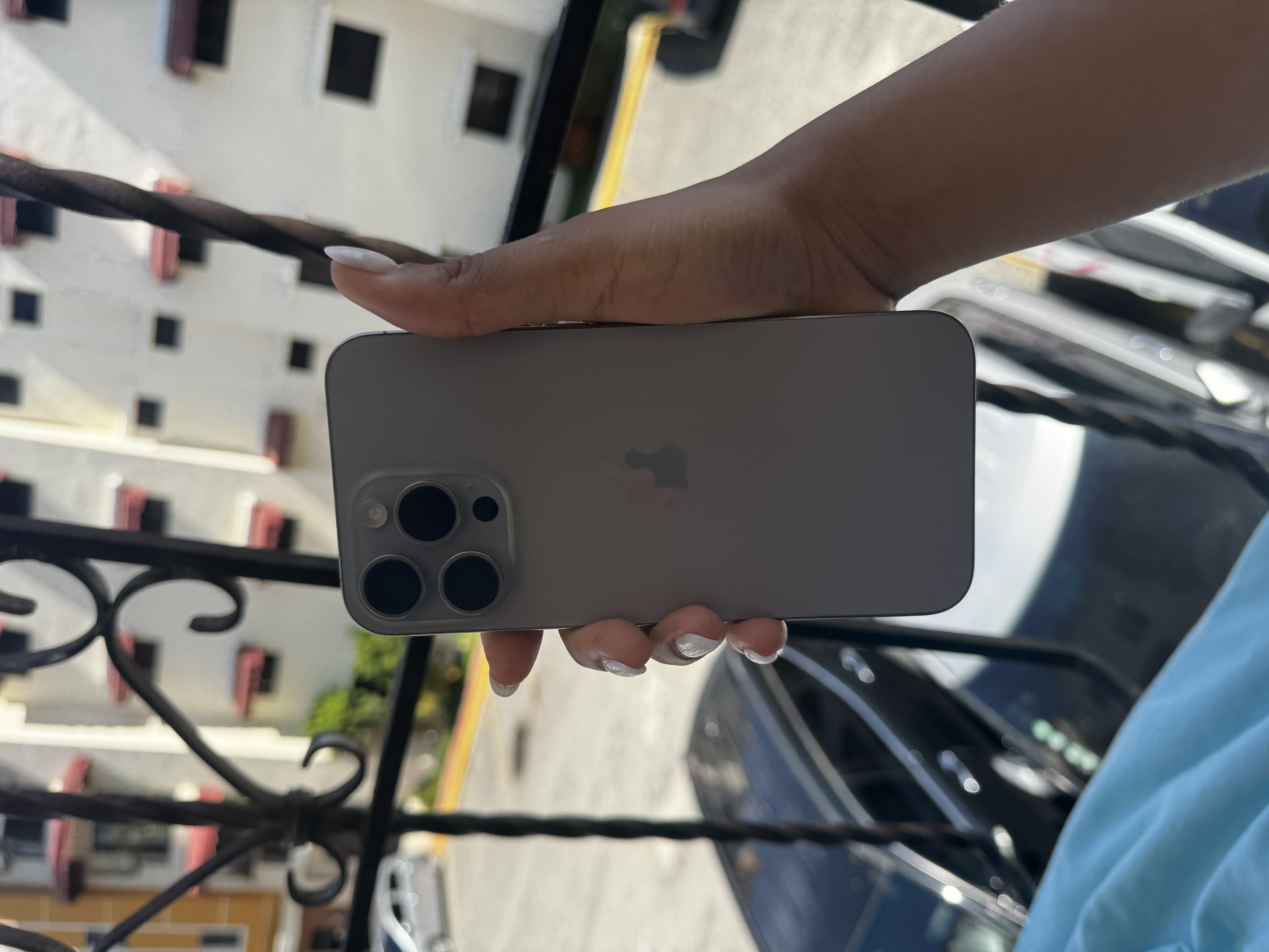 celulares y tabletas - iPhone 15 pro Max  2