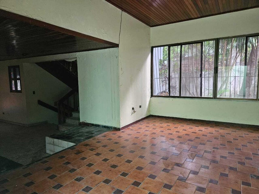 casas - Casa comercial en alquiler ideal para oficinas #24-404 Los Ríos Santo Domingo 8