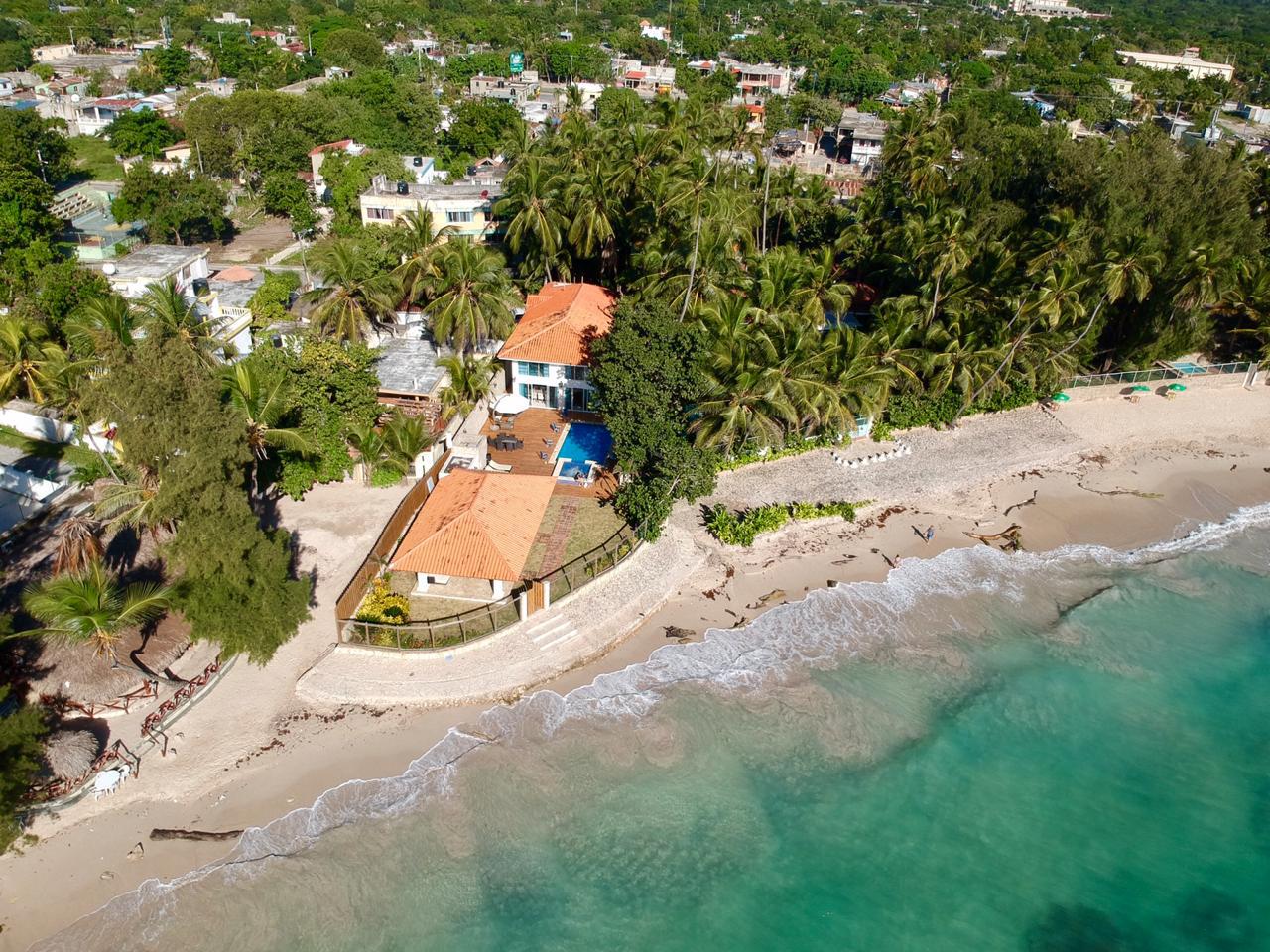 casas vacacionales y villas - Espectacular villa con vista al mar en Juan Dolió