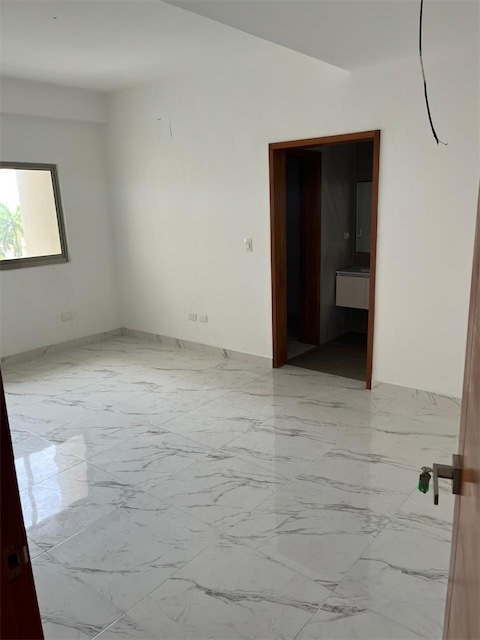 apartamentos - Vendo apto en Los cacicazgos nuevo 
4to Piso 
175.Mts. 3
