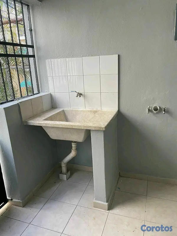 apartamentos - Alquilo Apartamento de 2 Niveles en Arroyo Hondo 12
