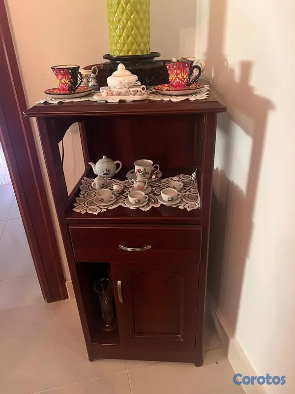muebles y colchones - Vendo mobiliario en caoba centenaria para hogar  6