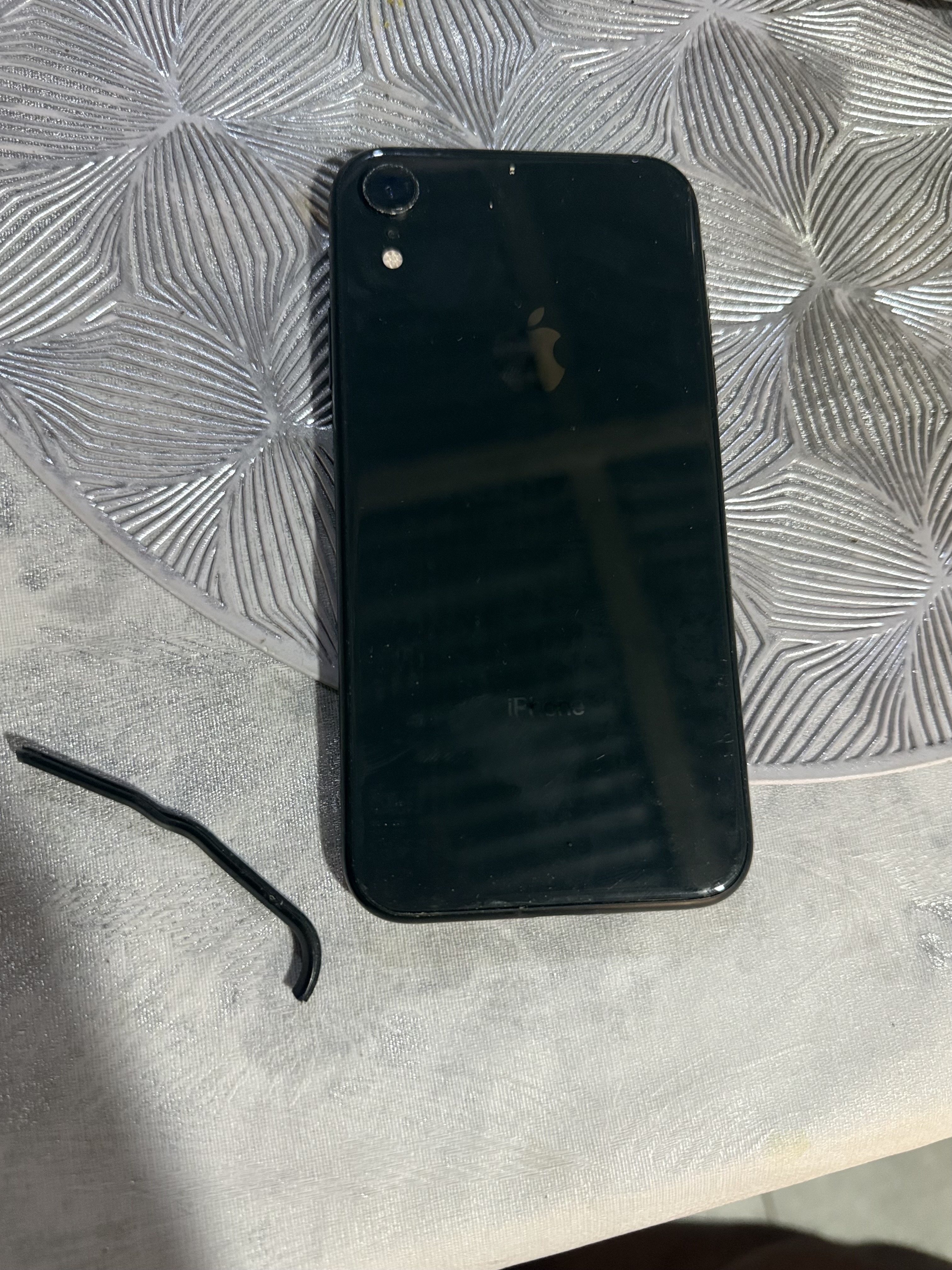 celulares y tabletas - vendo iPhone XR como
nuevo nunca se a destapado  5