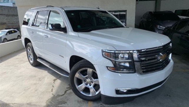 jeepetas y camionetas - Chevrolet tahoe ltz 2015 impecable