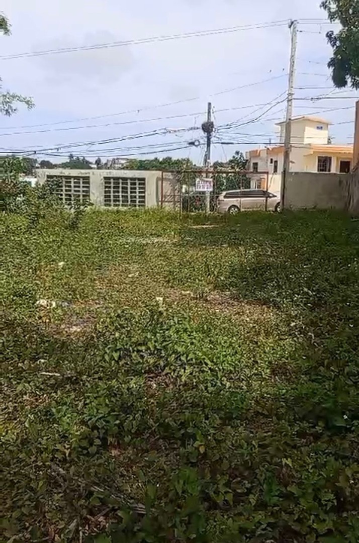 solares y terrenos - Venta Terreno Ubicado en Arroyo Hondo Tercero, Santo Domingo 1