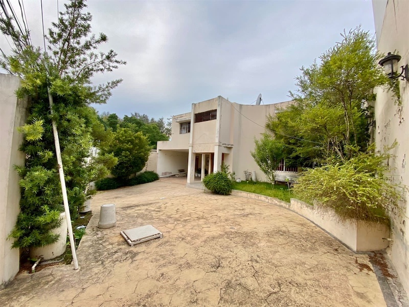 casas - Venta de casa en Arroyo Hondo con 488mts y piscina Distrito Nacional  6