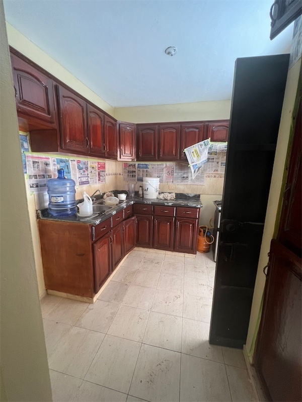 casas - Venta de casa en la autopista de san Isidro prado oriental Santo Domingo este  4