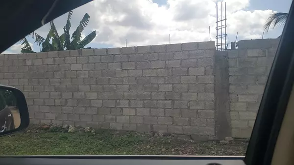 solares y terrenos - Solar de 1,850 metros Autopista Las Américas, DM-2 6