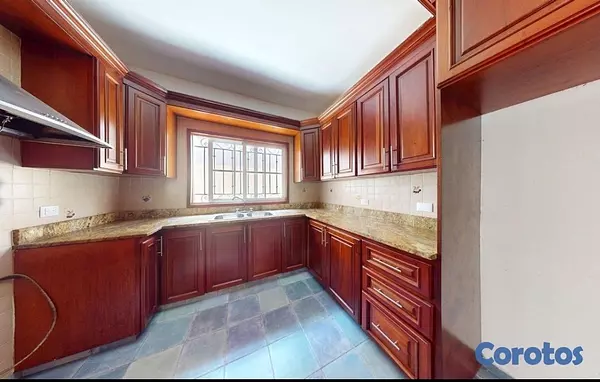 casas - Excelente casa en alquiler 2