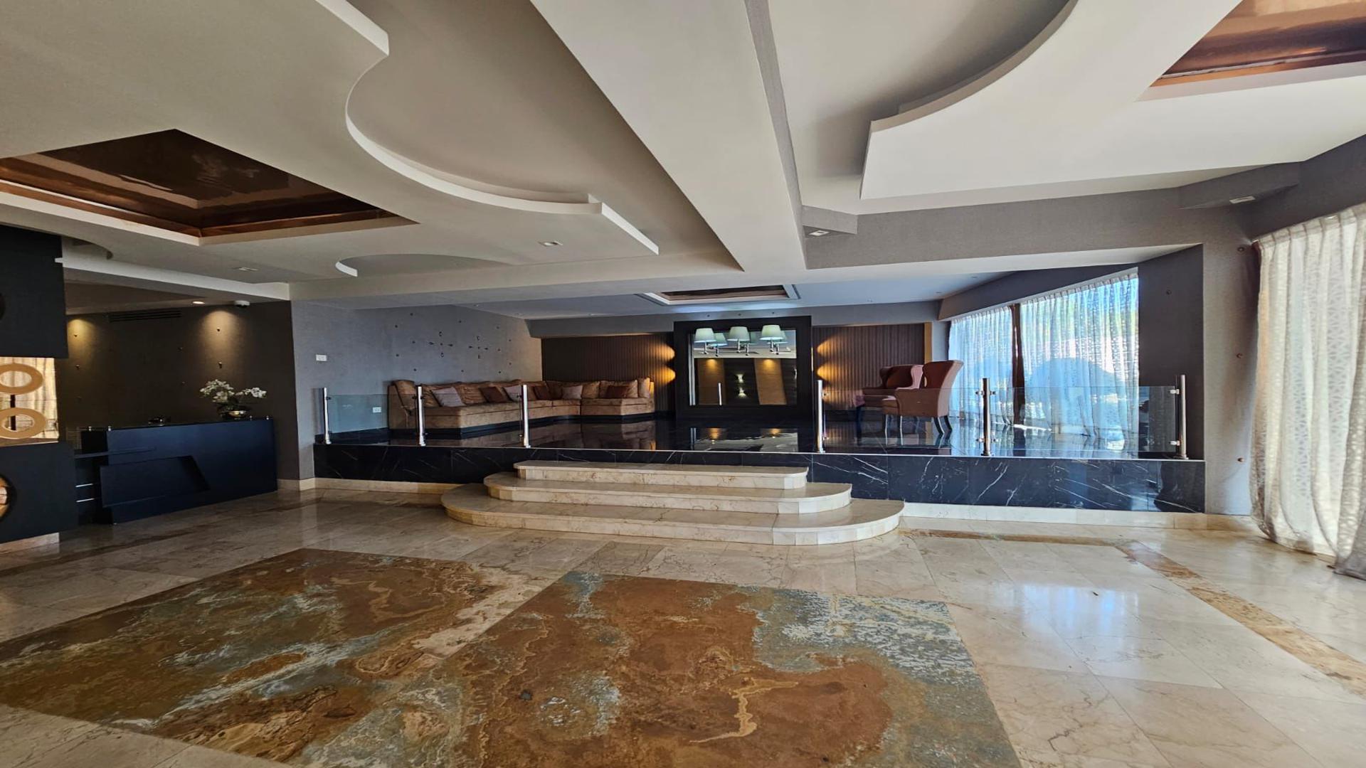 penthouses - Penthouse en venta de 4 habitaciones, en Santo Domingo Este