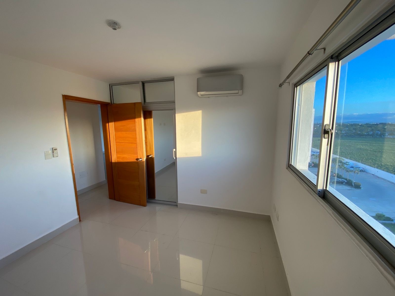 apartamentos - se renta en Torre, ubicado en gurabo, Santiago 2