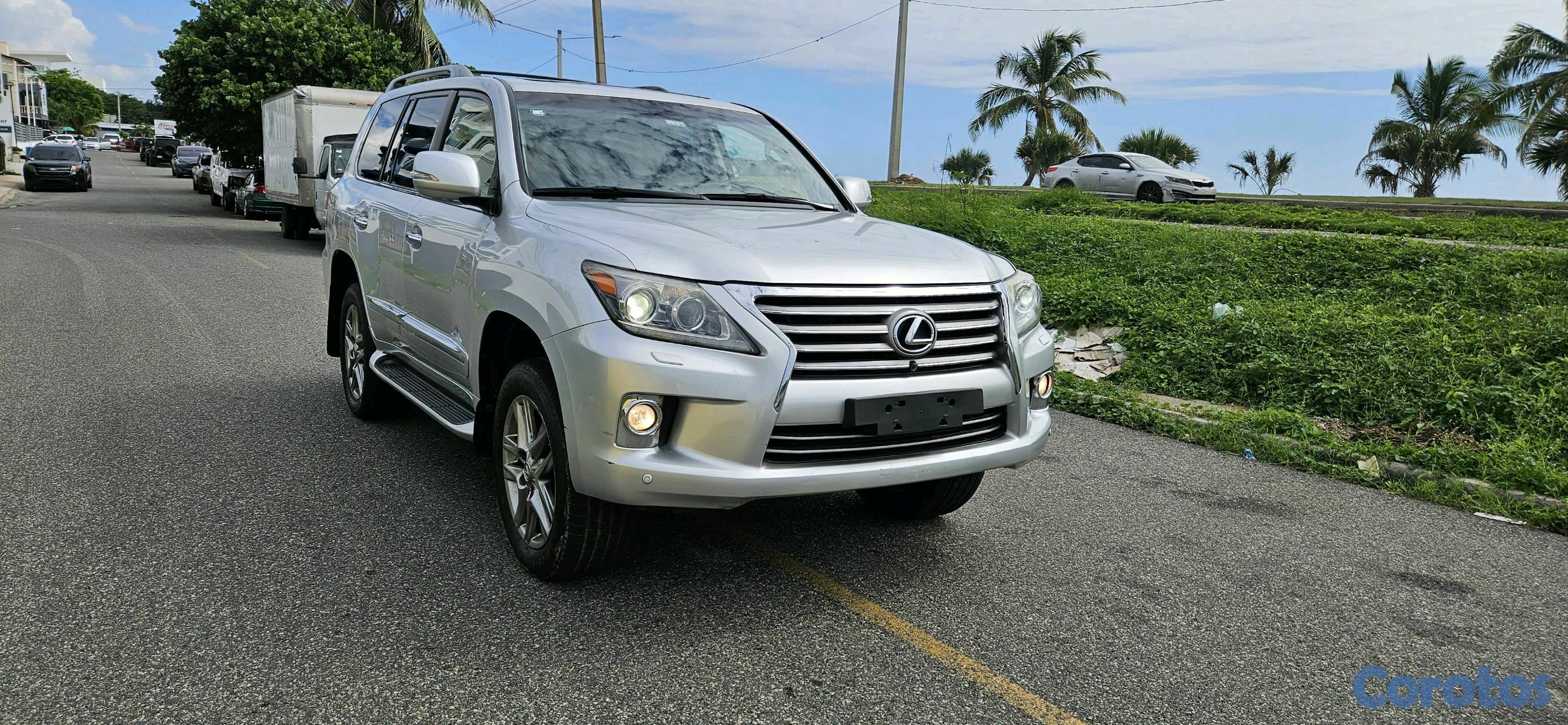 jeepetas y camionetas - lexus lx 570 2013 90,000 millas 1