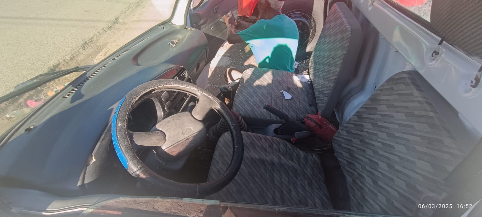 jeepetas y camionetas - DAIHATSU HIJET 2001 3