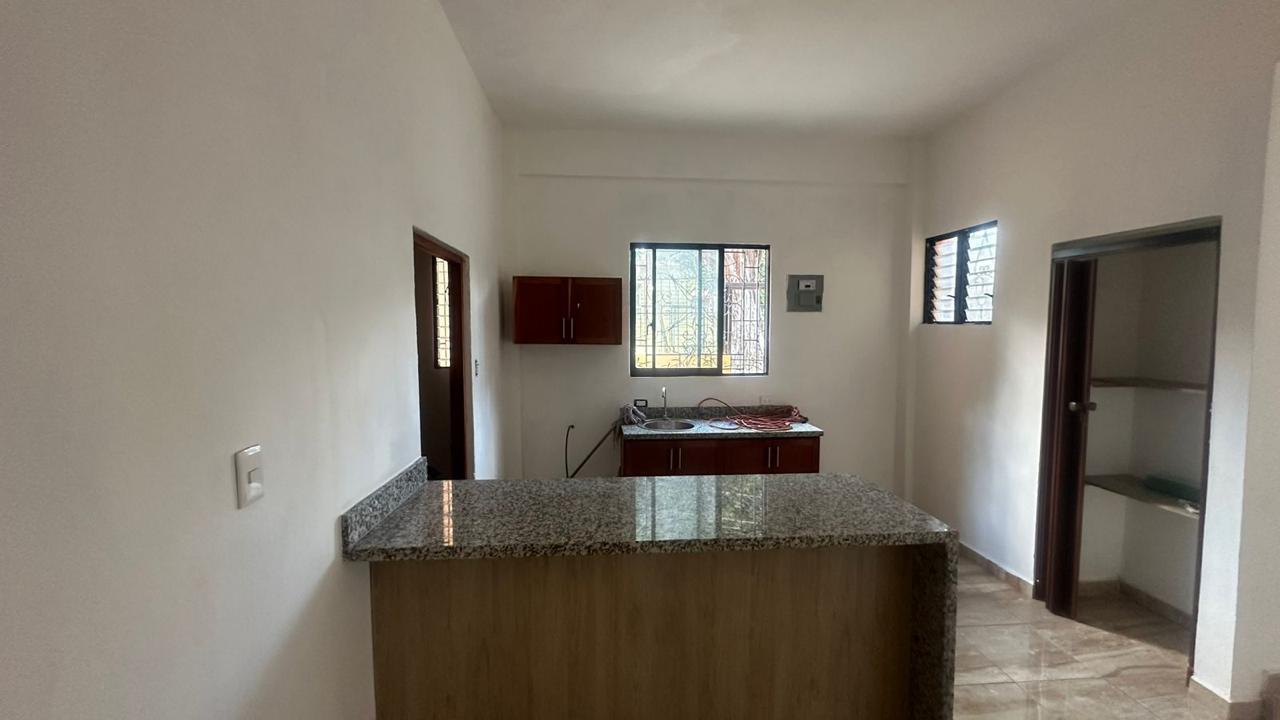 apartamentos - Alquiler Apartamento de 3 Habitaciones, Gazcue