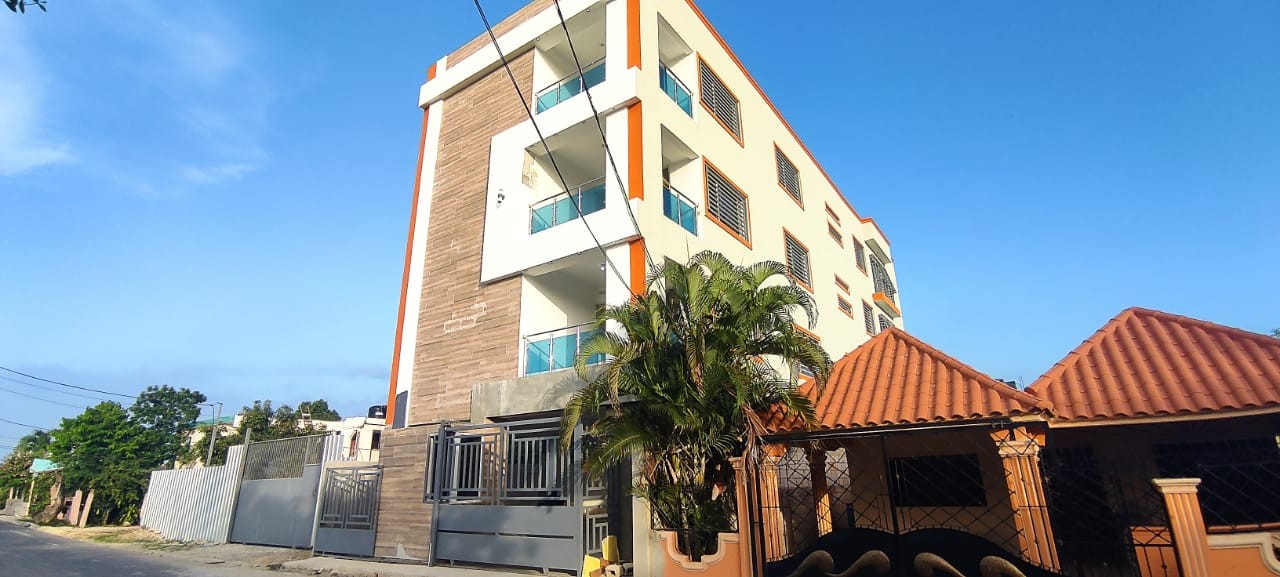 apartamentos - SE VENDEN Lujosos Apartamentos NUEVOS en Altos de San Pedro