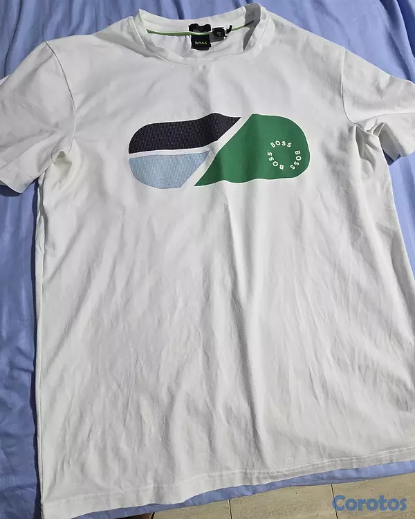 ropa para hombre - **Vendo poloshirts hugo boss size L practicamente  4