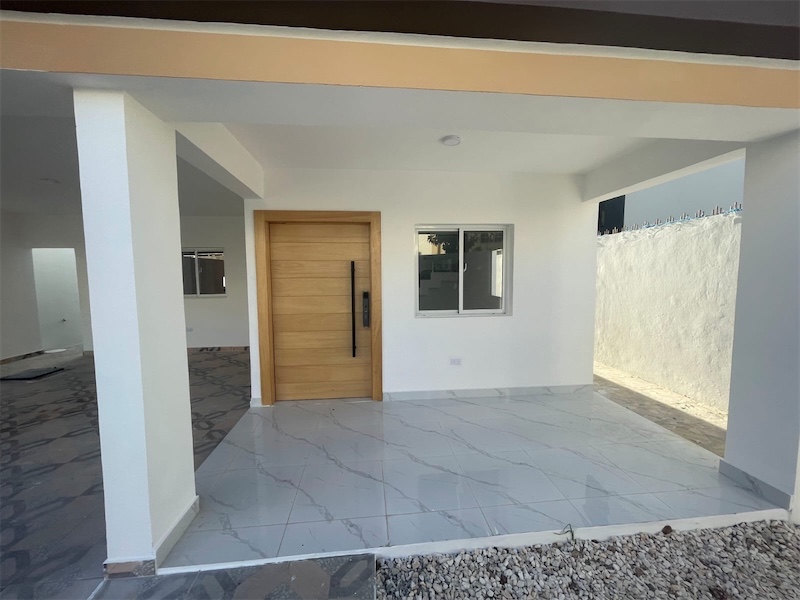 casas -  casa con piscina en la Autopista de San Isidro Santo Domingo 9